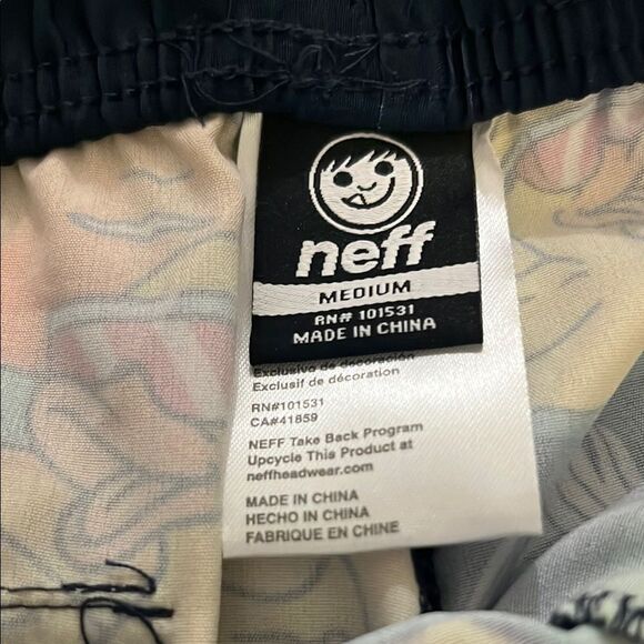 NWT NEFF Navy  Duck Print Board Shorts Size M - Picture 2 of 3
